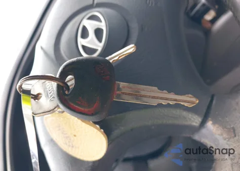 2005 Hyundai Elantra Gls/Gt из США, поврежденный, VIN KMHDN56DX5U152020